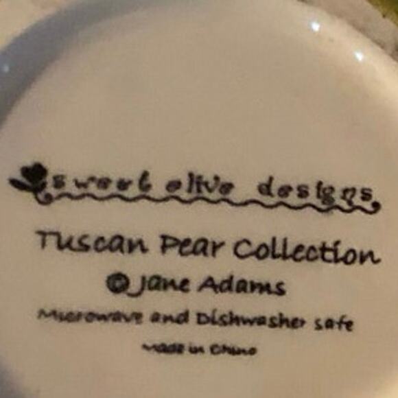 Tuscan Pear Sugar and Creamer Salt and Pepper Jane Addams - Picture 7 of 8